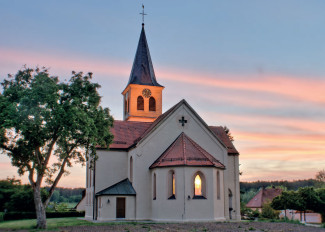 Kirche im Abendrot